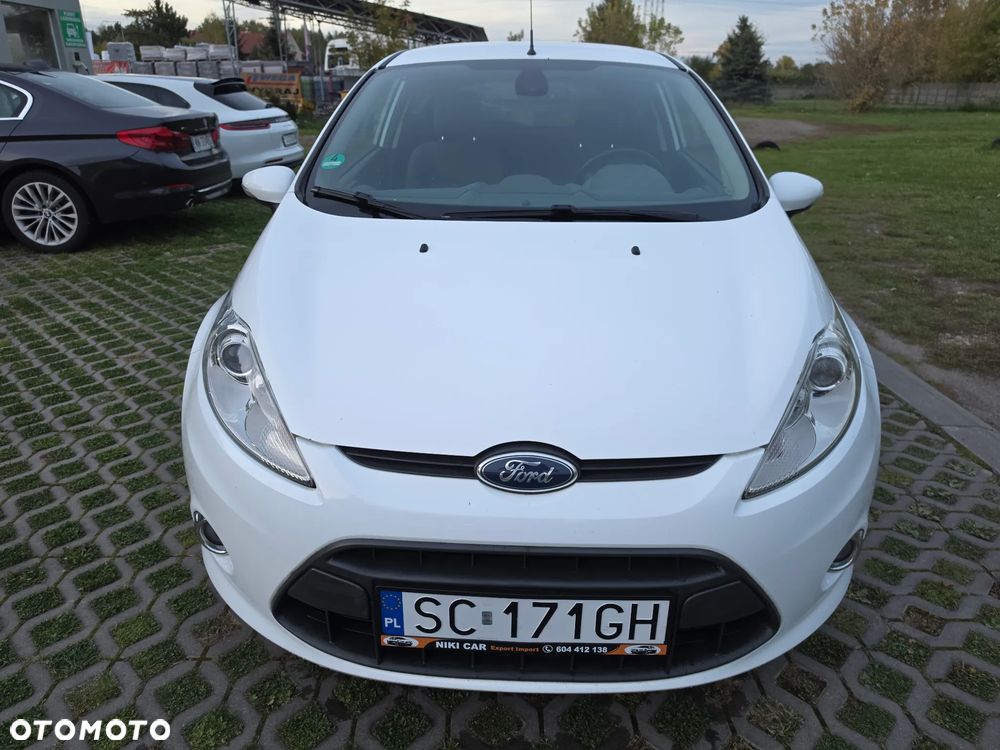 Ford Fiesta 2010 photo 5