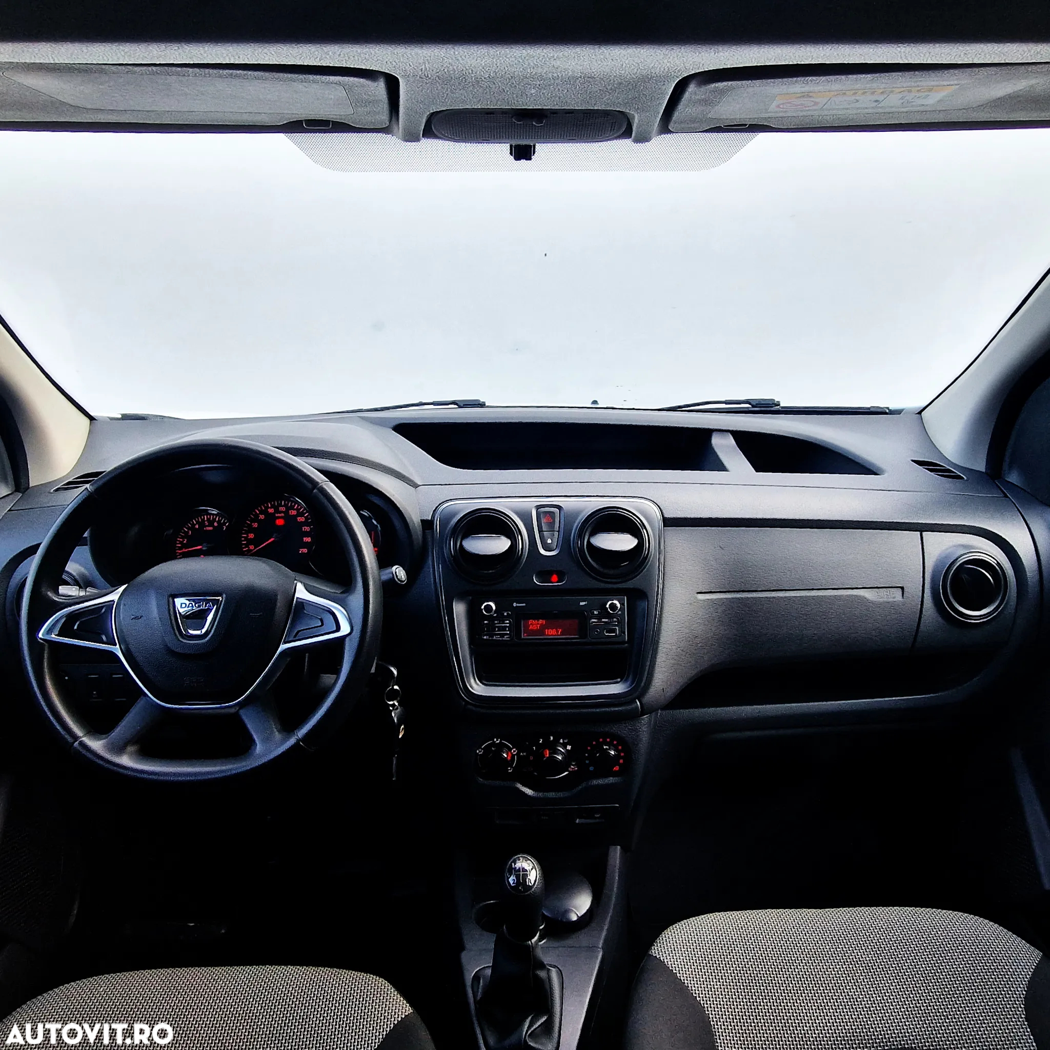 Dacia Dokker 1.5 Blue dCi Laureate - 3
