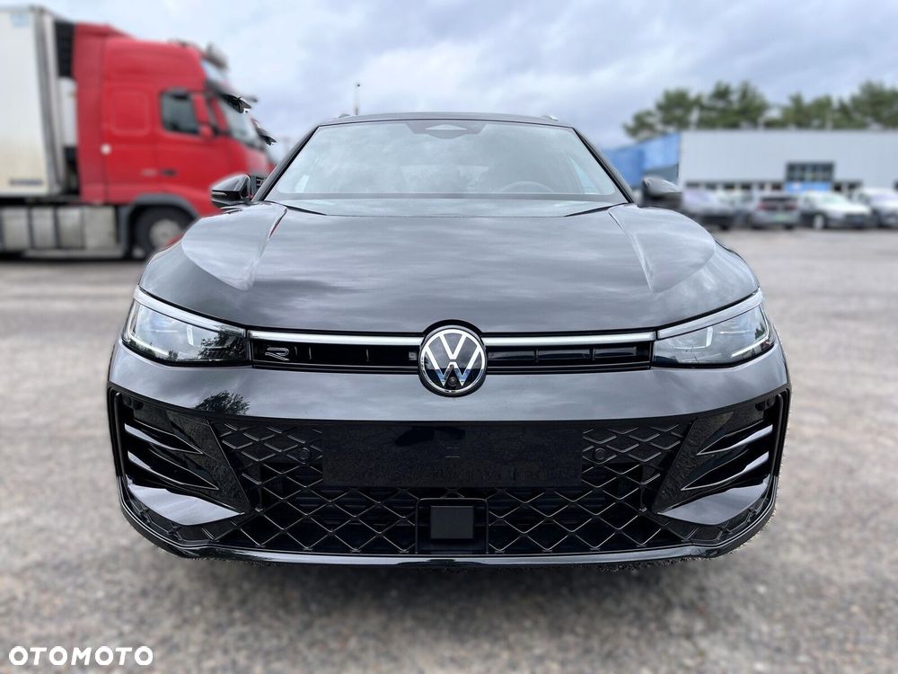 Volkswagen Passat Variant 2.0 TDI SCR R-Line Plus DSG - 41