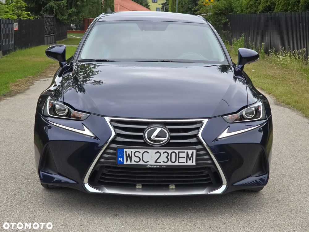 Lexus IS 200t / 300 Prestige - 16
