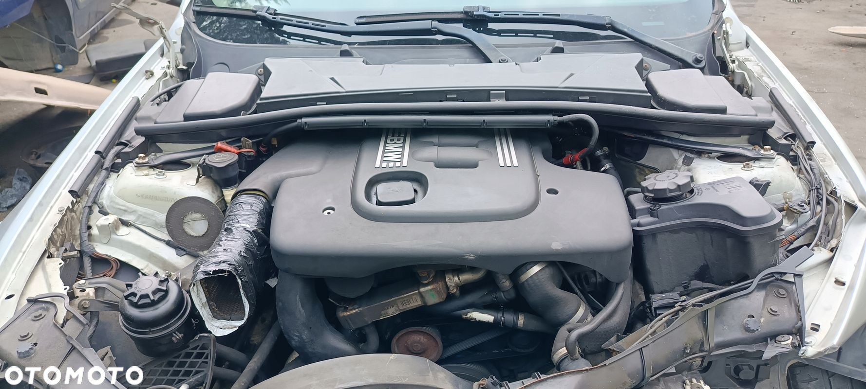 BMW 3 E91 KRATKA NAWIEWU ŚRODKOWA 9123301 - 6