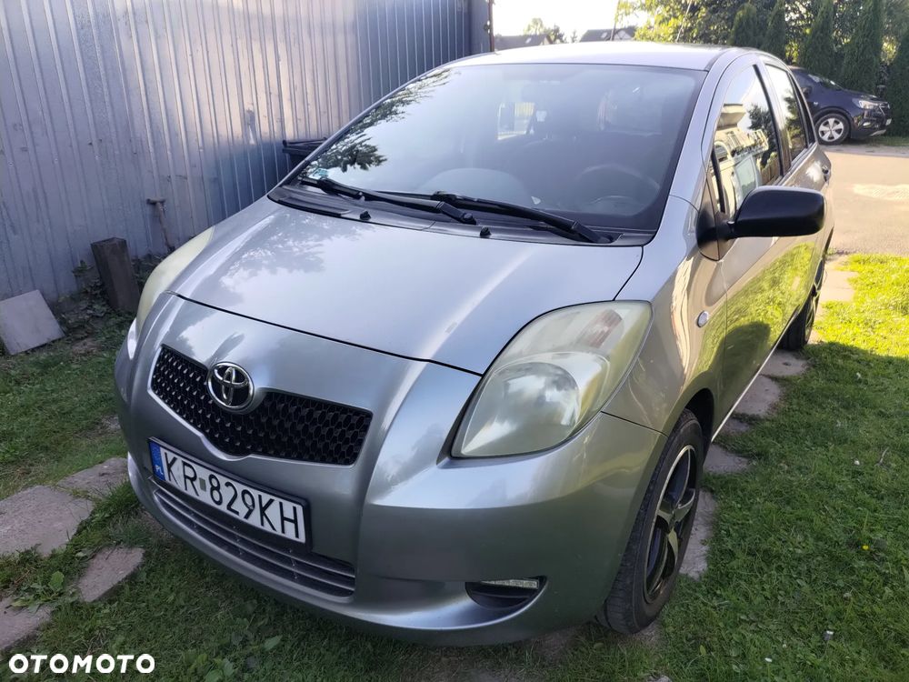 Toyota Yaris 1.0 Luna A/C - 5