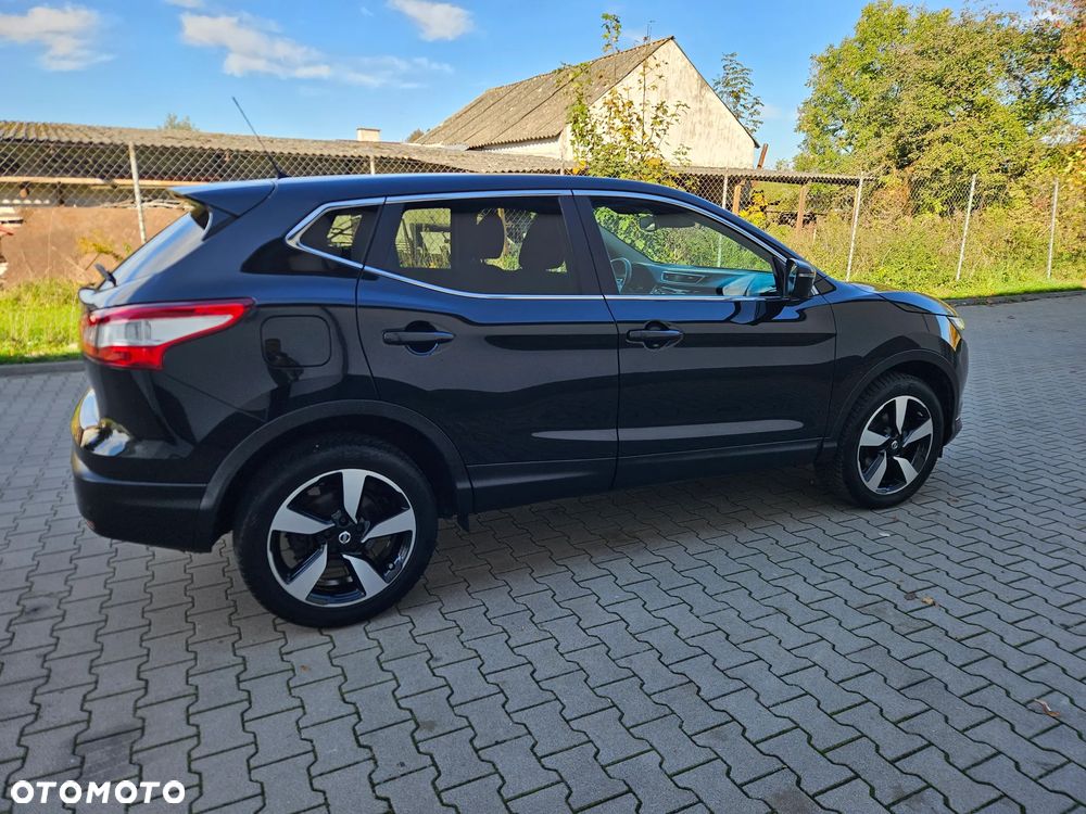 Nissan Qashqai - 23