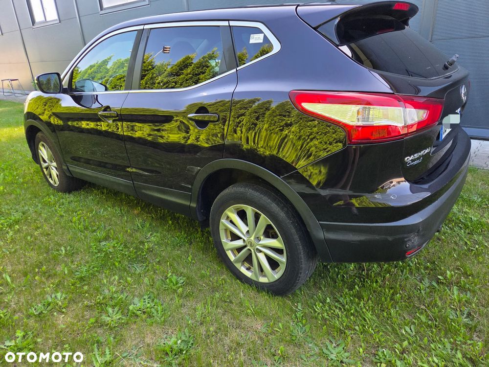 Nissan Qashqai 1.5 dCi DPF visia - 4