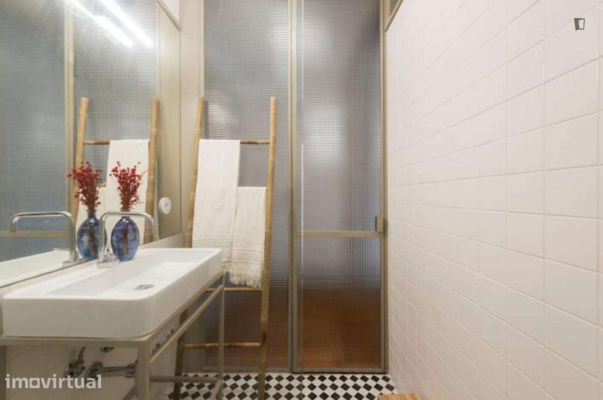 Apartamento com 1 quartos - localizado em Santo Ildefonso Porto - Grande imagem: 3/26