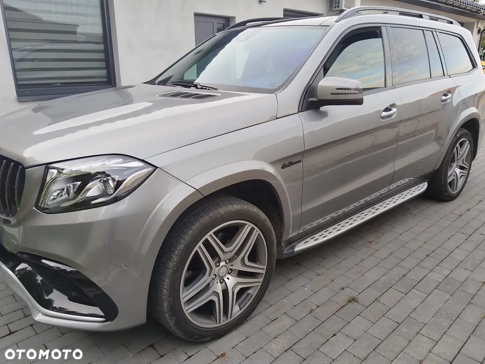 Mercedes-Benz GL 350 BlueTec 4-Matic - 2