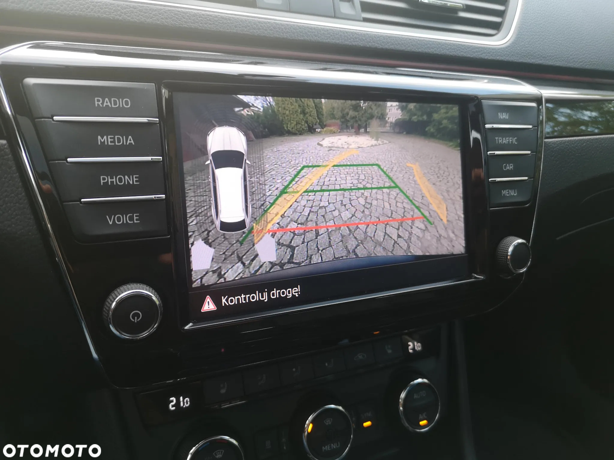 Skoda Superb 2.0 TDI 4x4 L&K DSG - 20