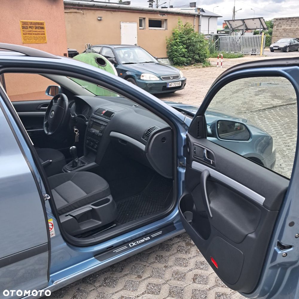 Skoda Octavia 2.0 TDI Ambiente - 12