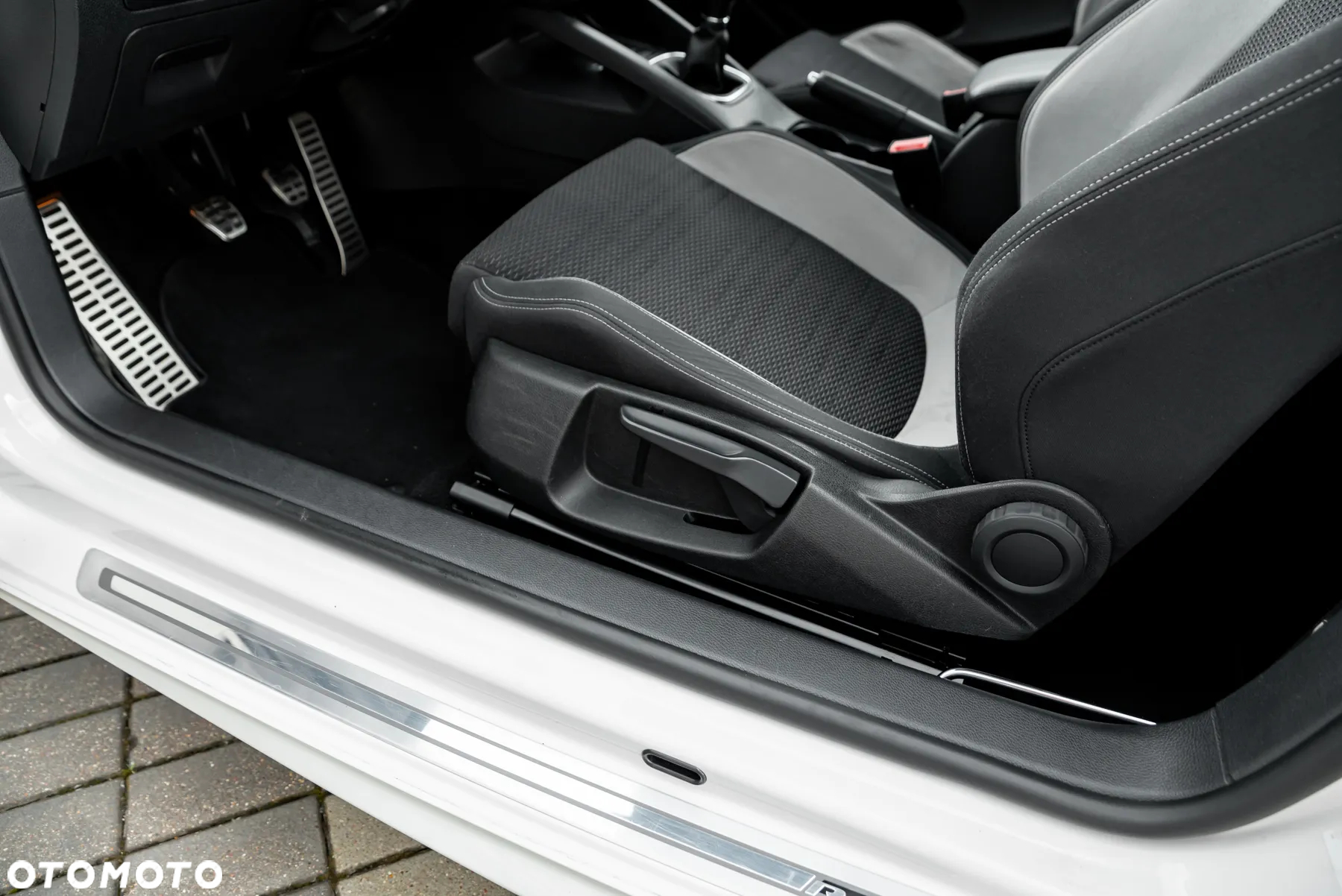 Volkswagen Scirocco 2.0 TSI - 21