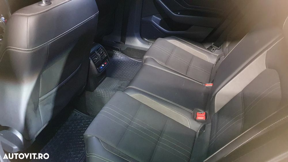 Volkswagen Passat Alltrack 2.0 biTDI 4Mot DSG - 6