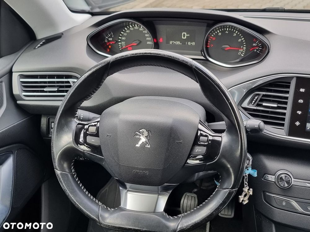 Peugeot 308 1.2 PureTech Active S&S - 28