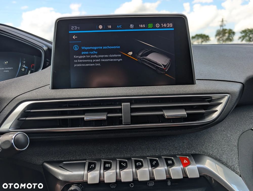 Peugeot 5008 2.0 BlueHDI Allure S&S - 29