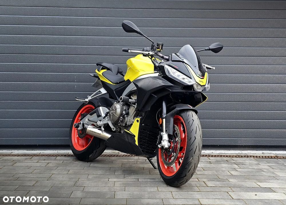 Aprilia Tuono - 4