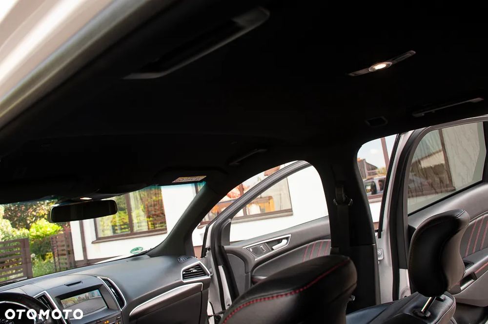 Ford Edge 2.0 EcoBlue Bi-Turbo 4x4 ST-LINE - 24