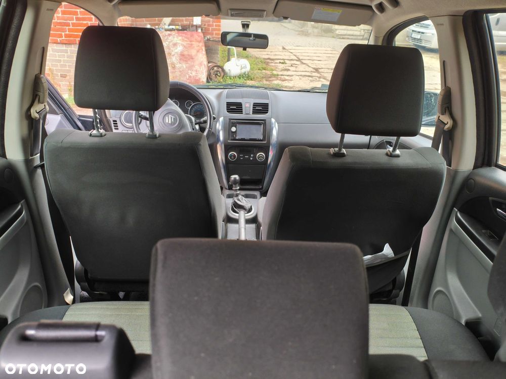 Suzuki SX4 - 5