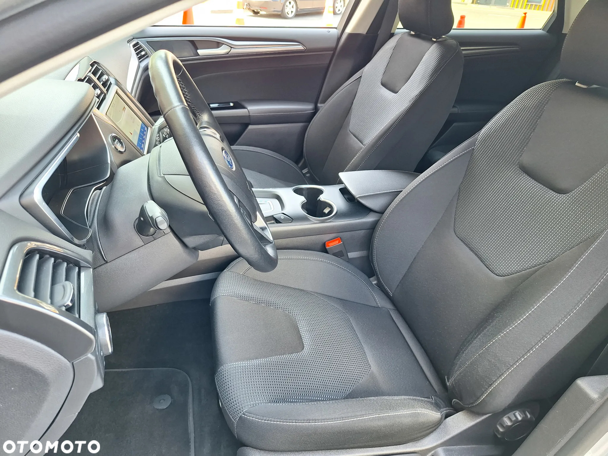 Ford Mondeo 2.0 EcoBlue Titanium - 18