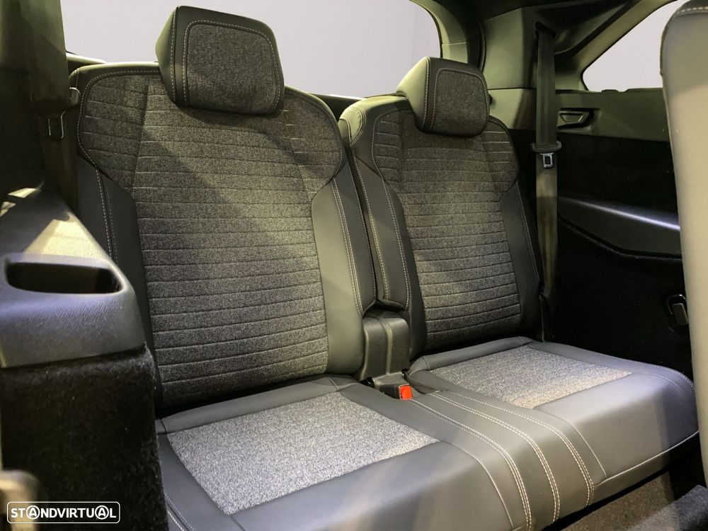 Peugeot 5008 1.2 Hybrid Allure e-DCS6 - 20