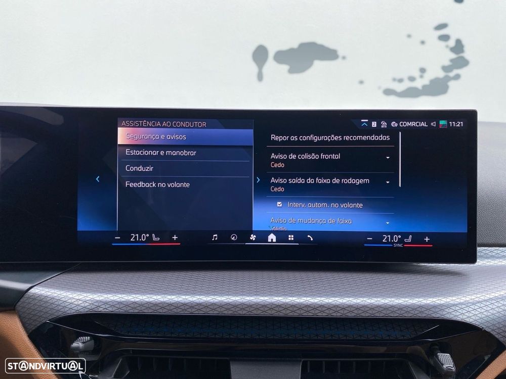 BMW 318 d Pack Desportivo M Auto - 9