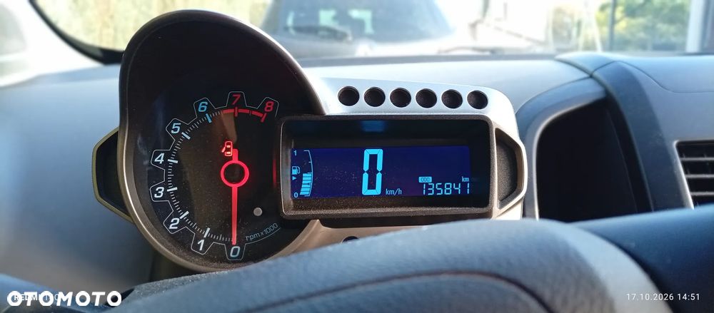 Chevrolet Aveo 2012 photo 4