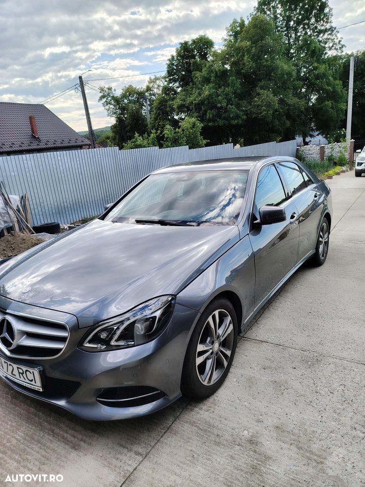 Mercedes-Benz E 220 BlueTEC 4MATIC - 2