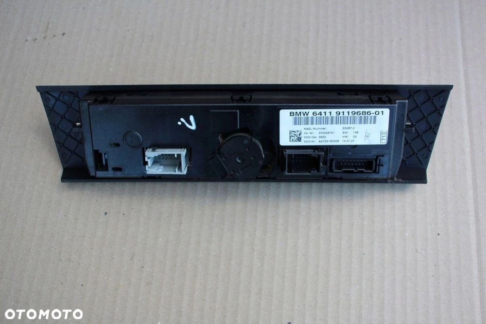 Panel nawiewu klimatyzacji BMW e90 e91 e92 e93 e81 e82 e87 e88 9119686 - 2