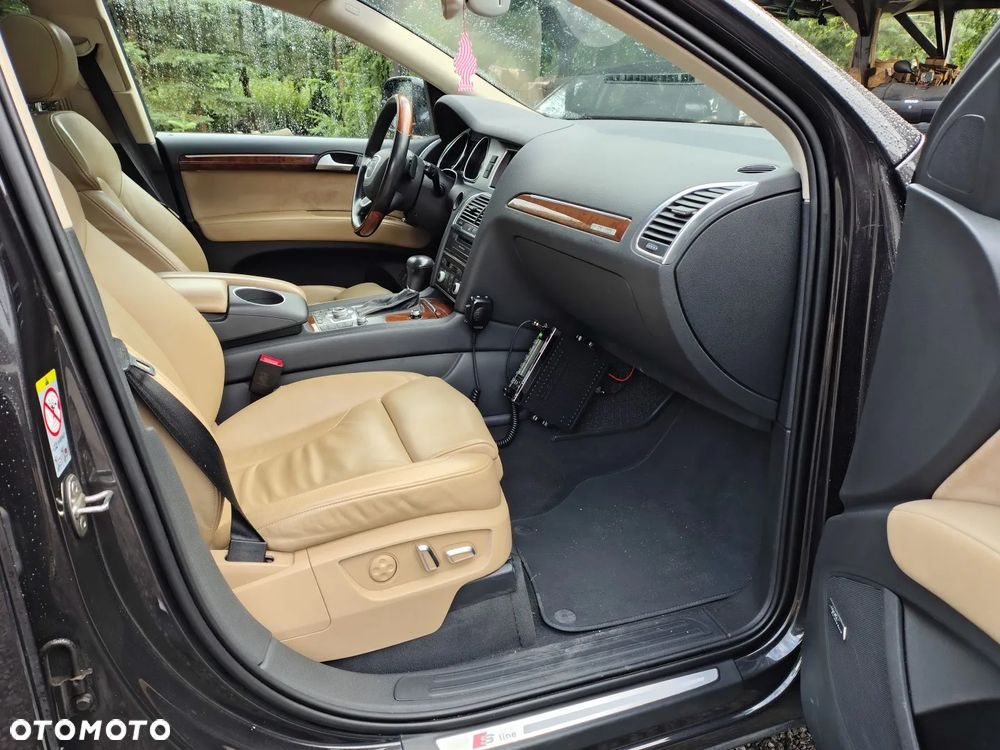 Audi Q7 4.2 TDI DPF Quattro Tiptronic - 24