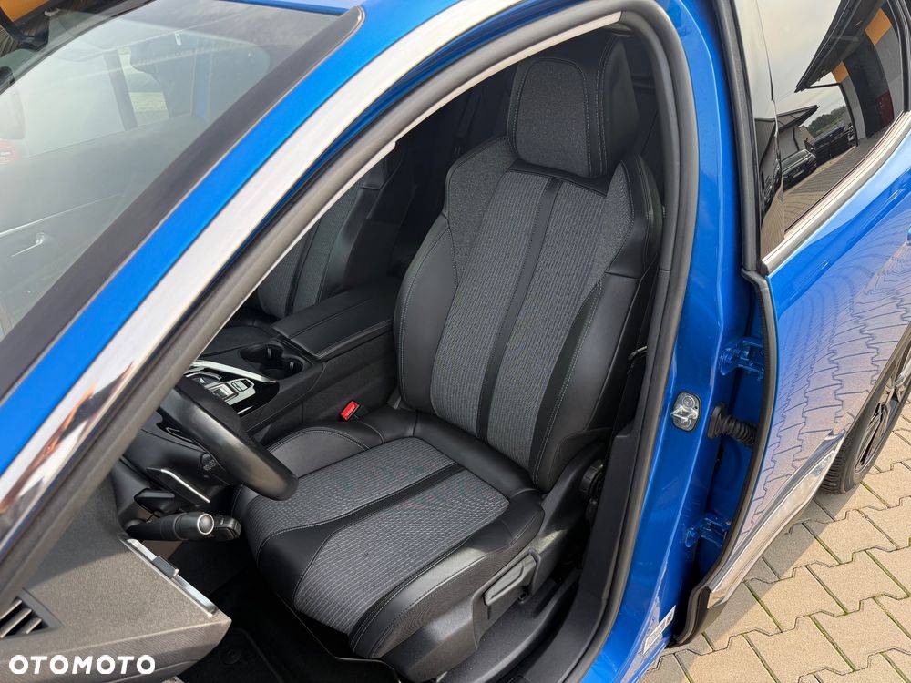 Peugeot 3008 PureTech 130 Stop & Start GPF EAT8 Allure - 35