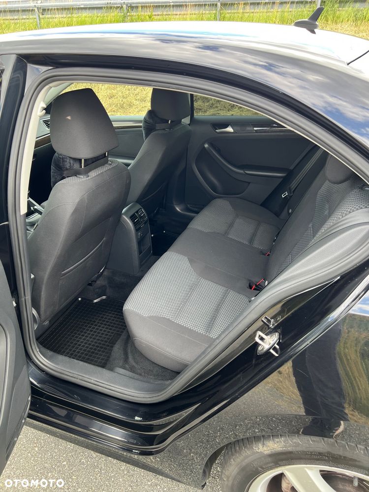 Volkswagen Jetta 1.4 TSI BMT Comfortline - 22