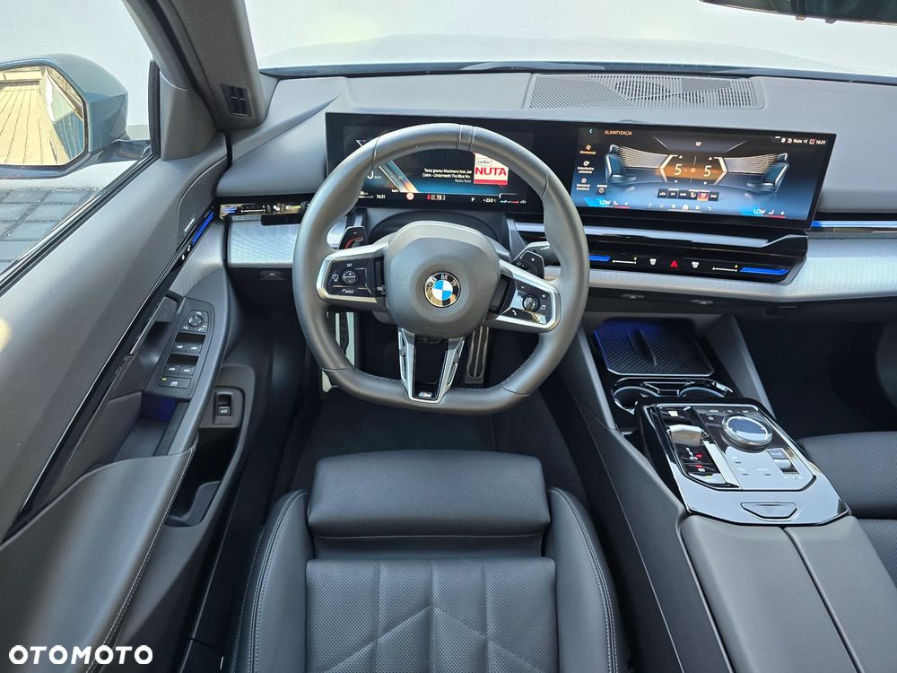 BMW Seria 5 520d xDrive mHEV M Sport - 13