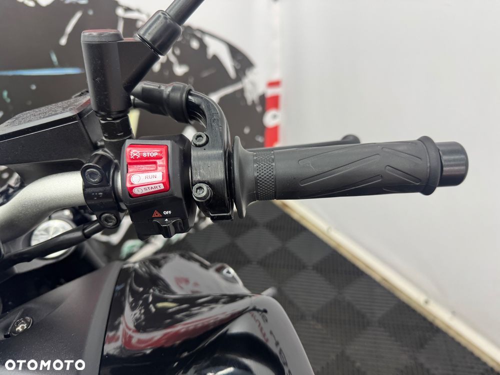 Yamaha MT - 25