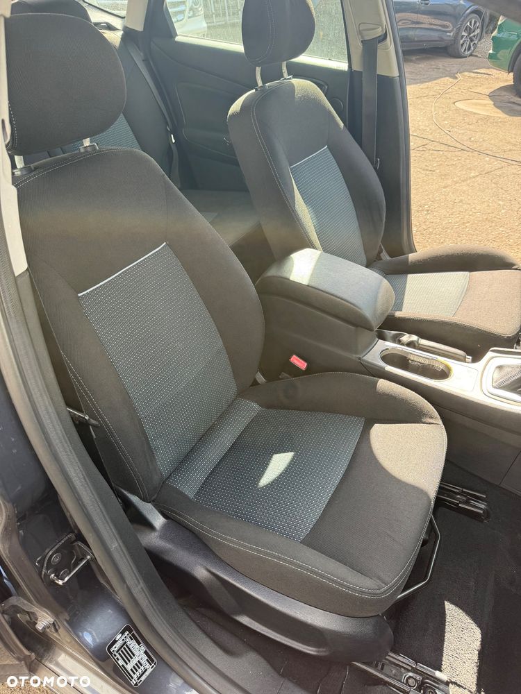 Ford Mondeo 2.0 TDCi S - 10