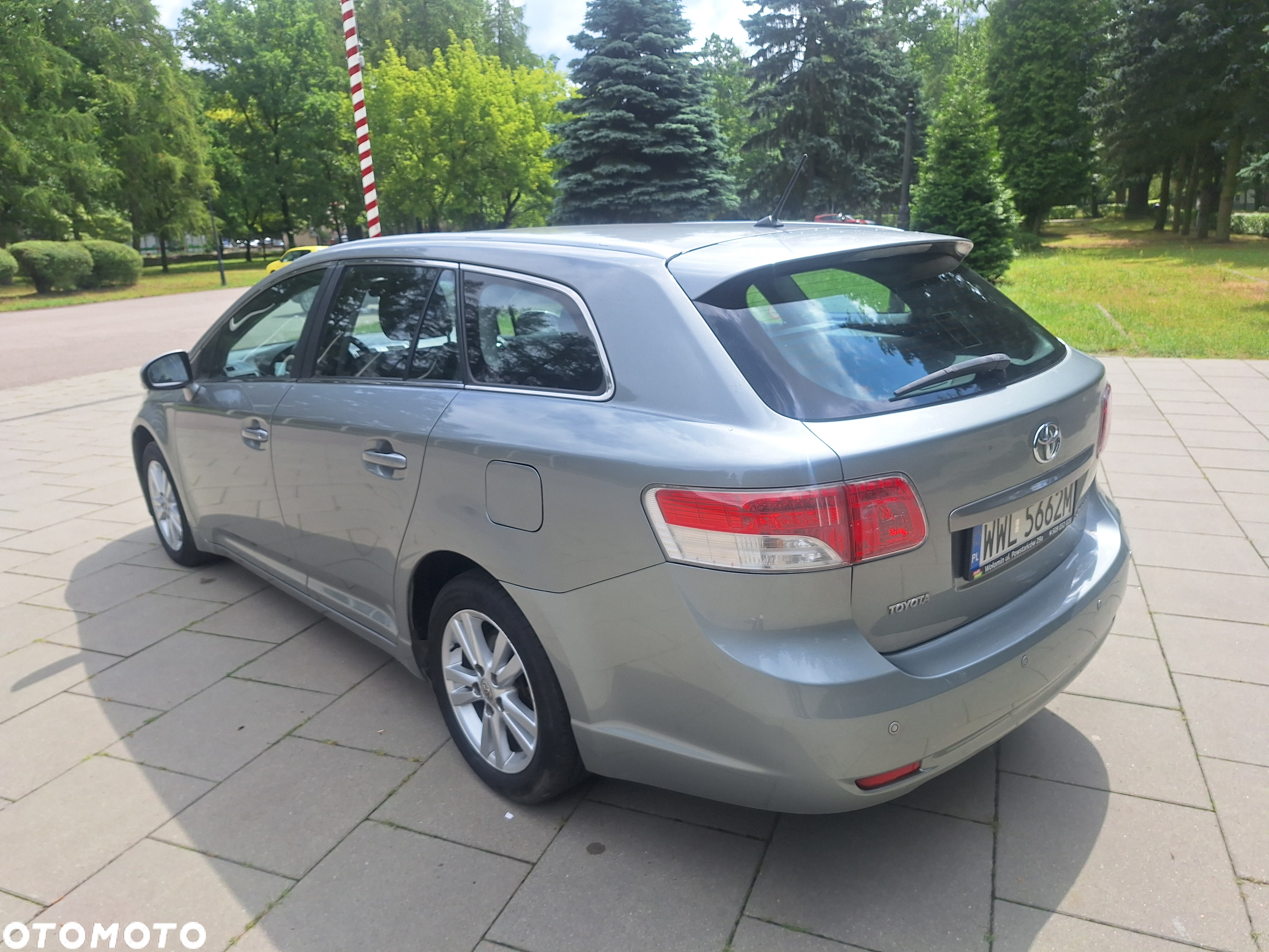 Toyota Avensis - 5