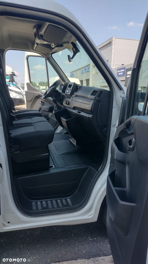Renault Master Jegger autolaweta Pomoc Drogowa najazd 2,3 silnik 165KM HAK - 28