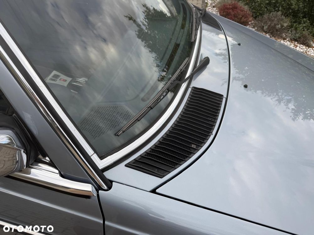 Mercedes-Benz W123 - 17