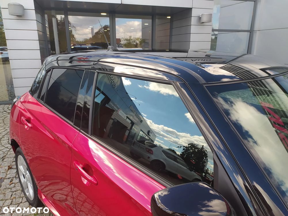 Suzuki Swift 1.2 Dualjet SHVS Premium Plus - 17