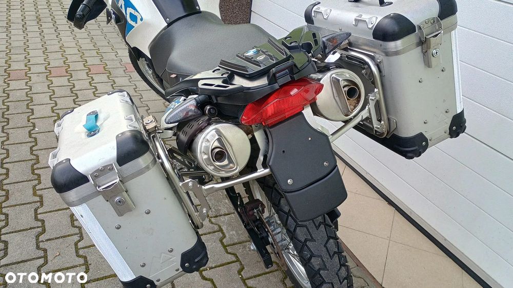BMW G - 24