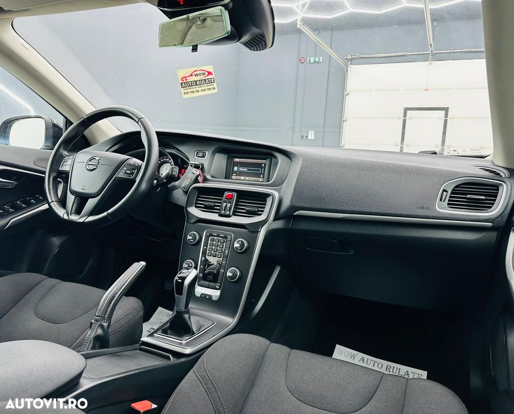 Volvo V40 D2 Kinetic - 22