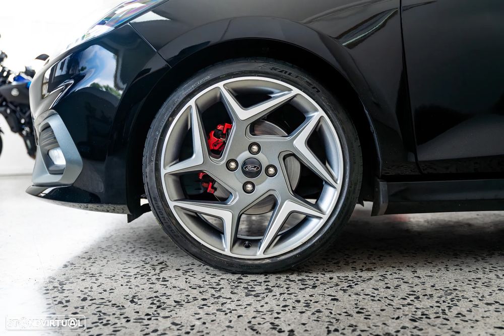 Ford Fiesta 1.5 EcoBoost ST - 17