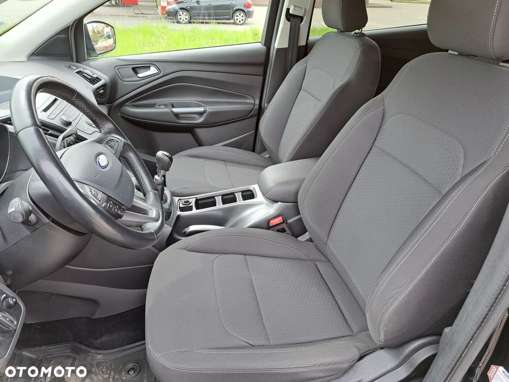 Ford Kuga - 15