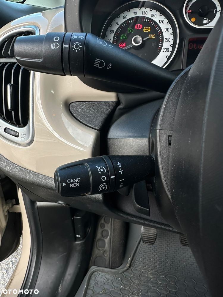 Fiat 500L 1.4 16V Cult - 17