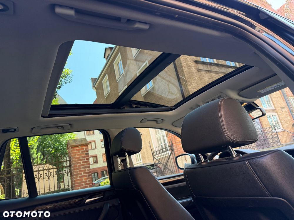 BMW X3 xDrive28i Sport-Aut Advantage - 29