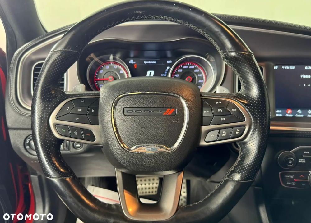 Dodge Charger 6.4 Scat Pack Widebody - 25