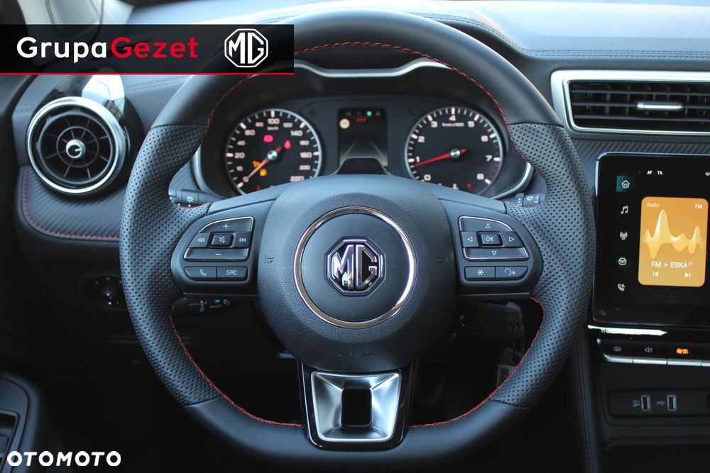 MG ZS - 10