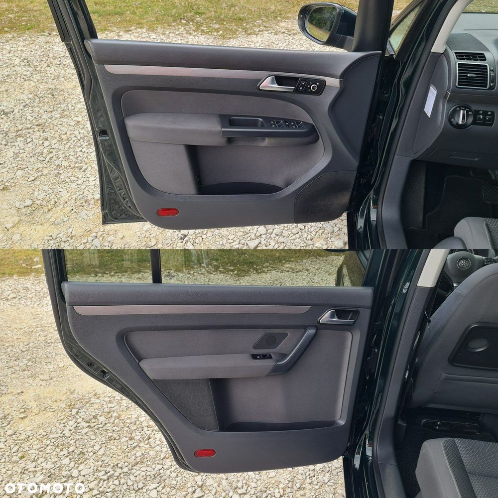 Volkswagen Touran - 12