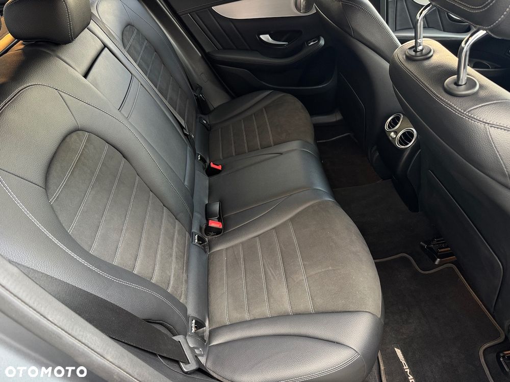 Mercedes-Benz GLC 300 e 4-Matic - 9