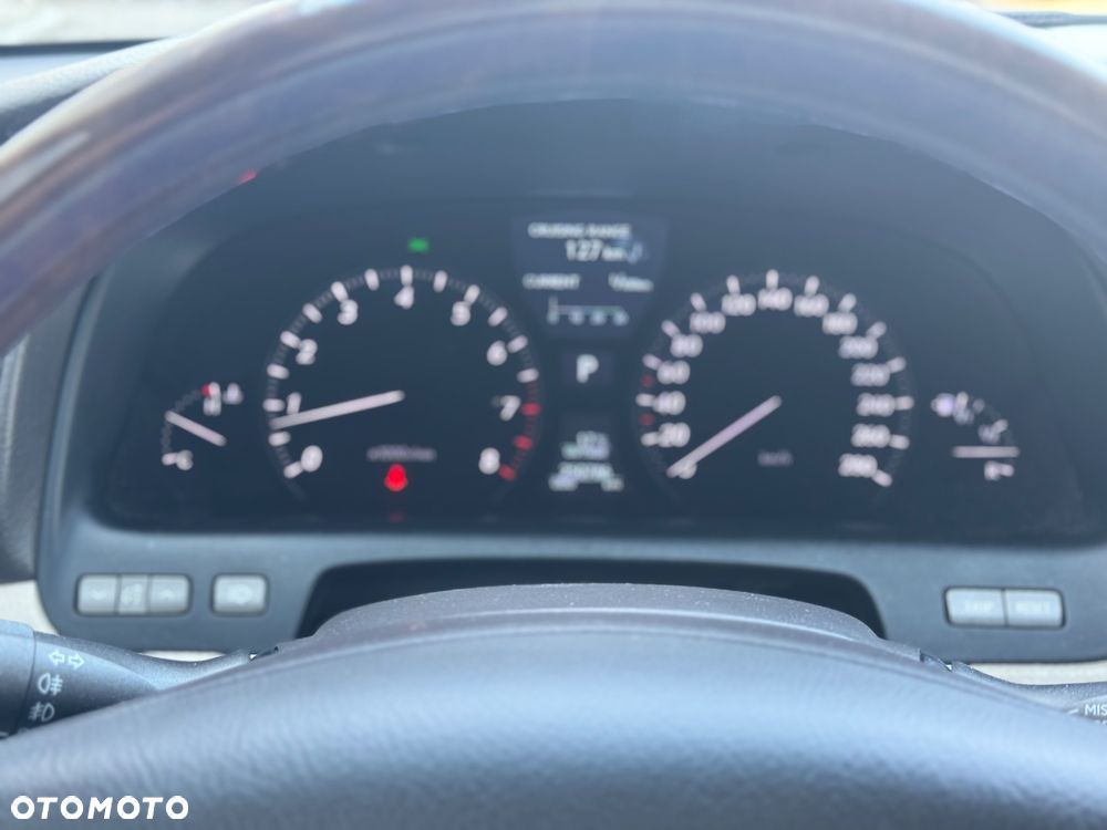 Lexus LS 460 Dynamic Line + Impression Line - 10