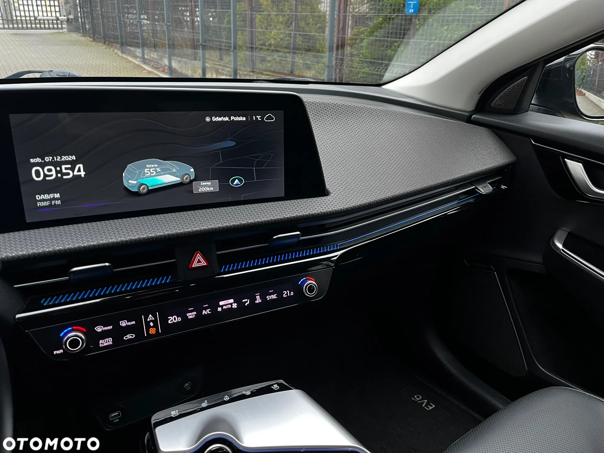 Kia EV6 77.4kWh Plus - 12