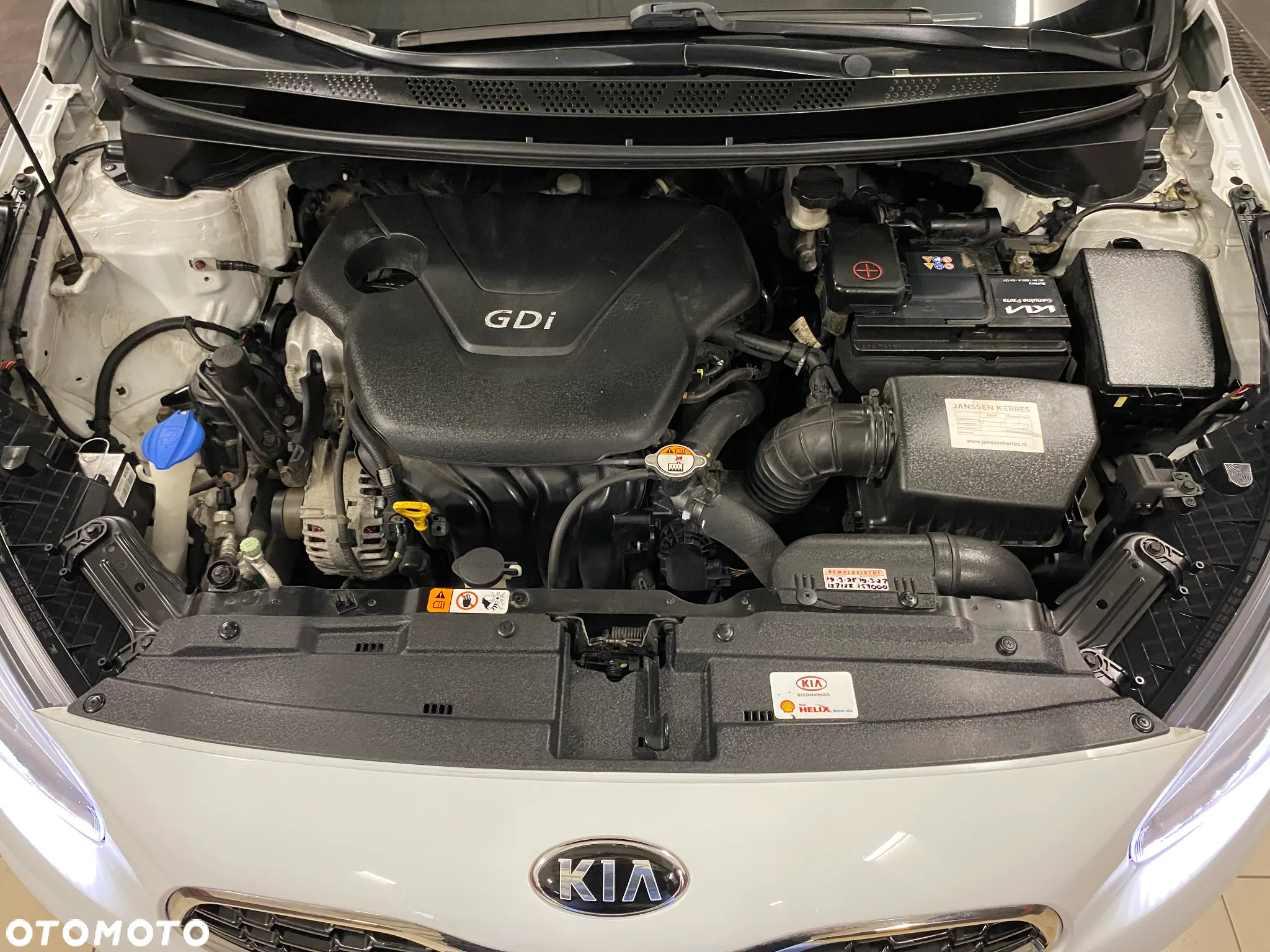 Kia Ceed 1.6 GDI Platinum Edition - 22