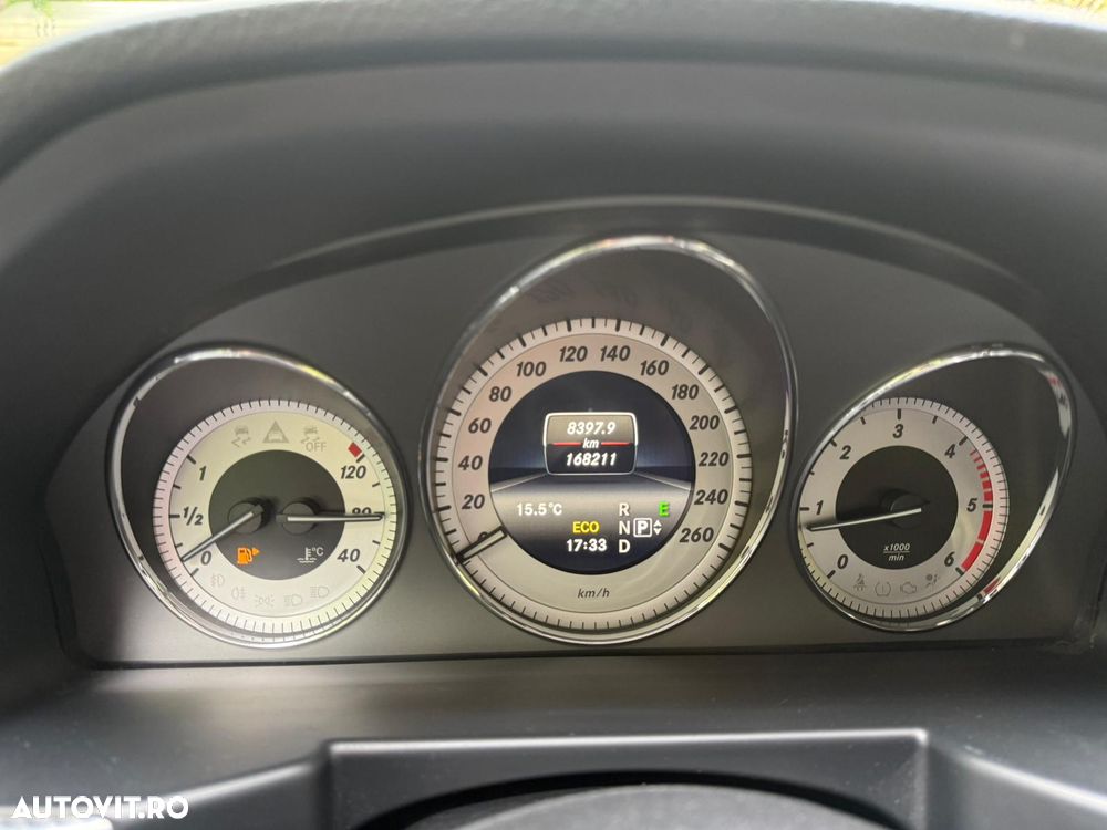 Mercedes-Benz GLK - 12