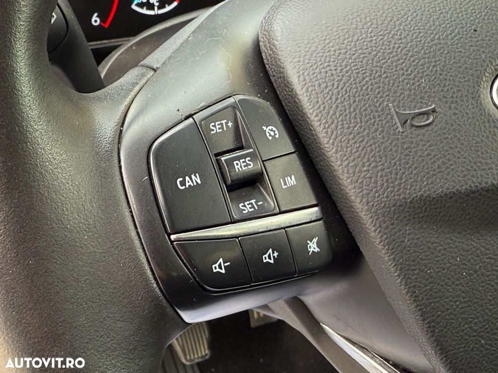 Ford Focus 1.5 EcoBlue Start-Stopp-System TITANIUM DESIGN - 14